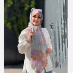 روسری نخ کاستوم طرح نازلی قواره بزرگ دور چرخ دوز مزونی - تصویر 2
