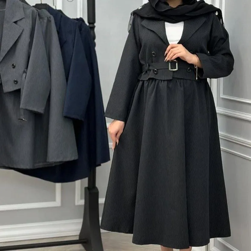 a724148e-be72-4fd2-9e93-ad3679194a59 کت دامن زنانه دیپلمات رنگ مشکی طوسی سورمهای سایز 1 و 2 - تصویر 1